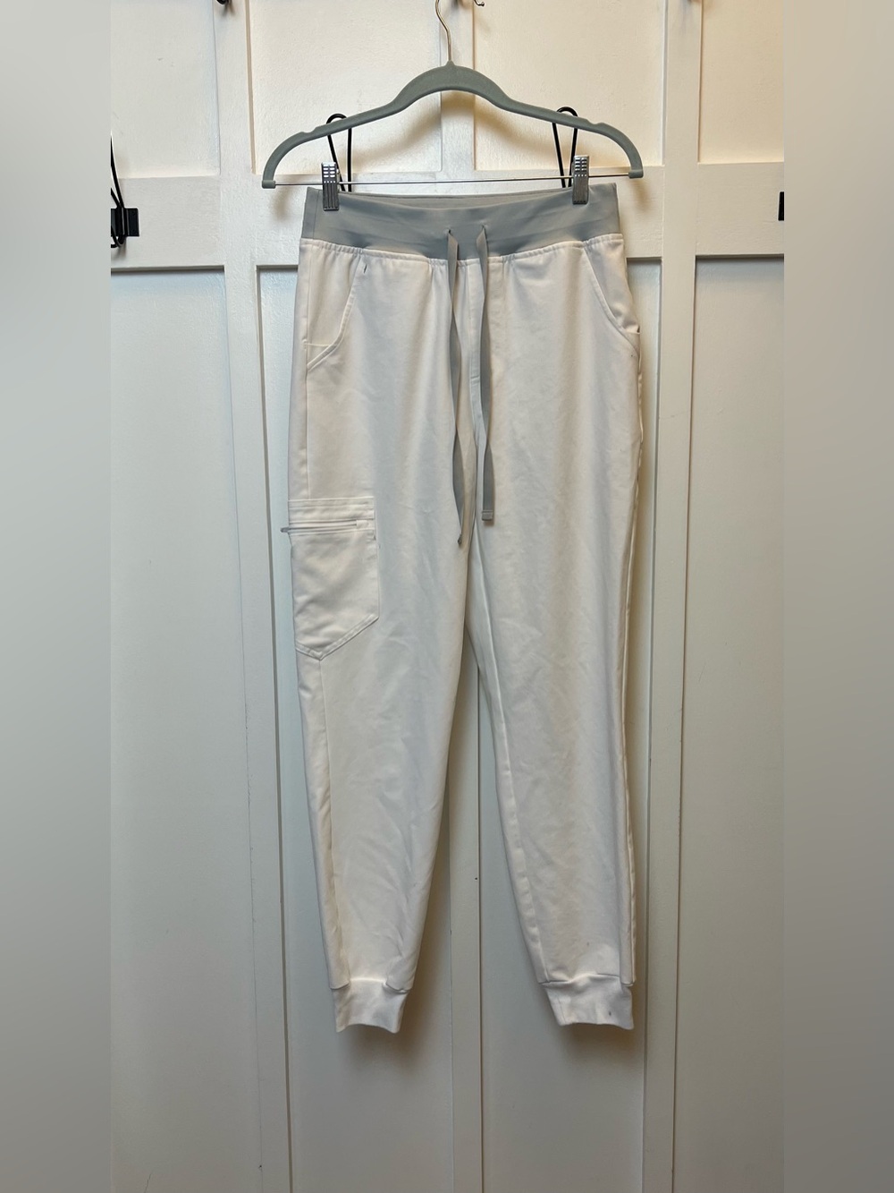 Figs Technical Collection Women Thread Scrub Jogger Pants White Cargo Size Small